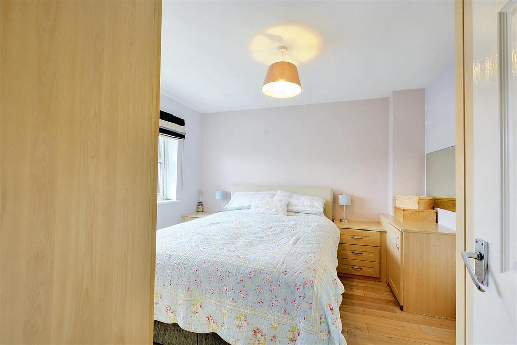 Bedroom 1 1.jpeg