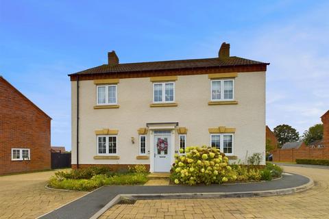 4 bedroom detached house for sale, Stafford Close, Melbourne DE73