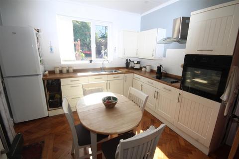 3 bedroom semi-detached house for sale, Woodhill Road, Colwyn Bay