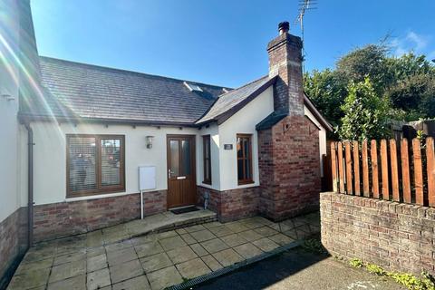 2 bedroom detached bungalow to rent, Orchard Gate, Winkleigh, Devon