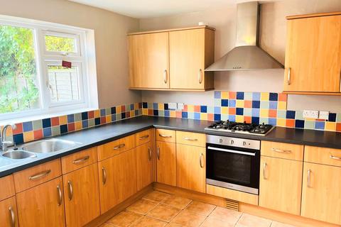 3 bedroom terraced house to rent, Buttermere Close, Gloucestershire GL51