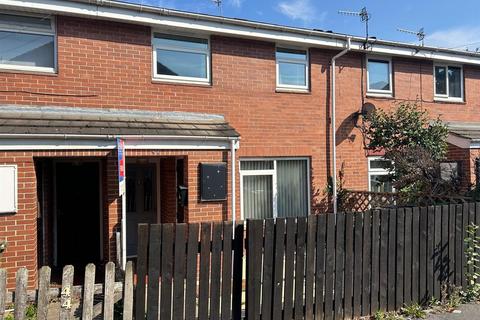 3 bedroom house to rent, Cow Close Road, Leeds