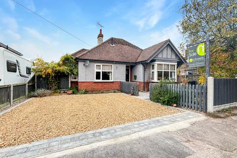 2 bedroom detached bungalow for sale, Church Road, Brightlingsea, Colchester, CO7