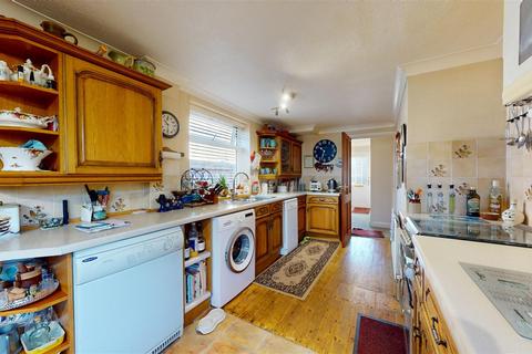 3 bedroom semi-detached house for sale, Doughty Street, Stamford