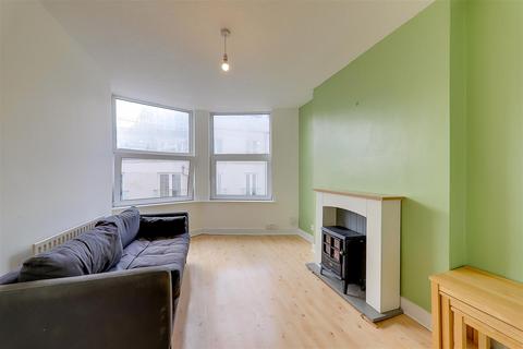 1 bedroom flat for sale, Crescent Road, Worthing BN11