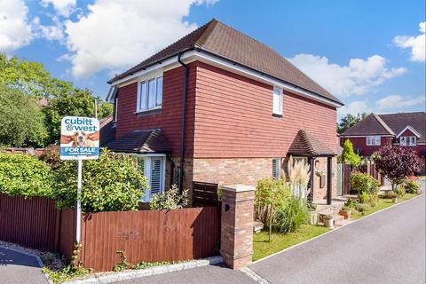 4 bedroom detached house for sale, Swan Close, Ashington, West Sussex