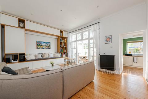 3 bedroom apartment for sale, Brondesbury Park, London, NW6