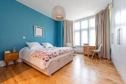 3 bedroom apartment for sale, Brondesbury Park, London, NW6