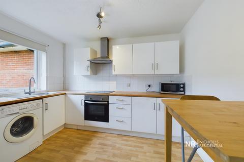 1 bedroom flat for sale, East Street, Epsom, Surrey. KT17