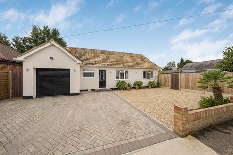 4 bedroom detached bungalow for sale, Green Lane, Staines-upon-Thames TW18