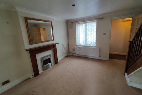 2 bedroom house to rent, Pearl Gardens, Slough, SL1