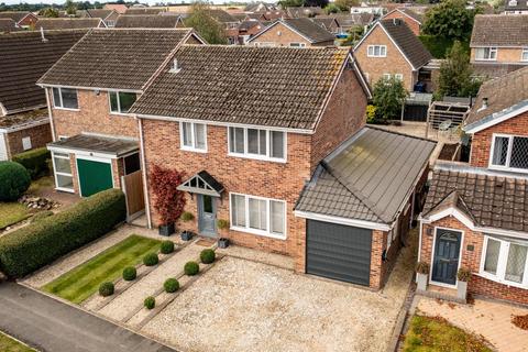 3 bedroom detached house for sale, School Lane, South Milford LS25