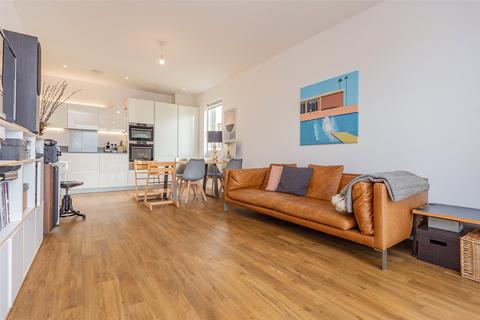 2 bedroom apartment for sale, Hawkey Road, Trumpington, Cambridge