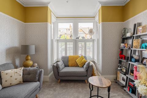 115 Old Road West, Gravesend, DA11 0LW