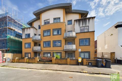 2 bedroom apartment for sale, Lion Court, Great Knollys Street, Reading, Berkshire, RG1