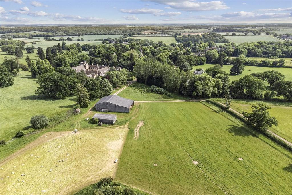 Barn In Its Setting