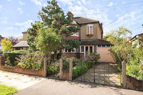 3 bedroom semi-detached house for sale, Elm Close, North Harrow, HA2