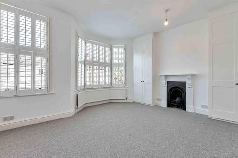 4 bedroom terraced house for sale, Bronsart Road, London