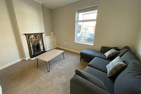 2 bedroom terraced house to rent, Watts Street, Manchester M19