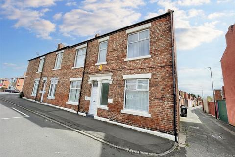 3 bedroom semi-detached house for sale, Nelson Terrace, North Shields NE29