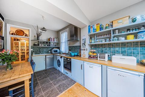49a Heather Road, London, SE12 0UG