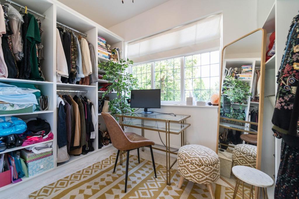 Dressing Room/Office