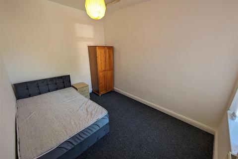 1 bedroom in a house share to rent, Haydn Avenue (3), Fallowfield, Manchester