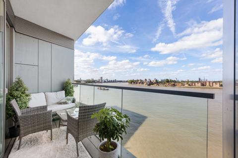 2 bedroom apartment for sale, Atlantic Point, Harrison Walk, Greenwich, SE10