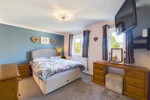 4 bedroom detached house for sale, Grosmont Avenue, Worcester, Worcestershire, WR4