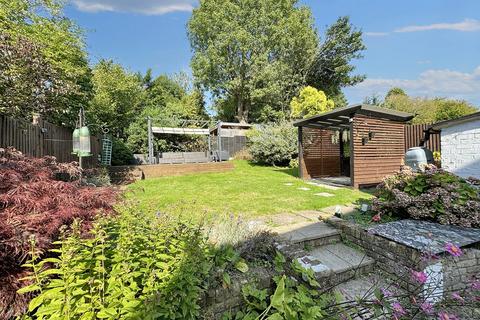 3 bedroom detached house to rent, Oakdene Road, Orpington BR5