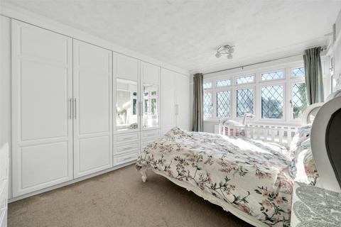 98 South Gipsy Road, Welling, DA16 1JD