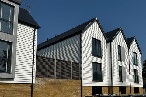 1 bedroom flat to rent, The Salt Yard, Whitstable