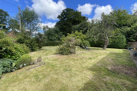 Elsinore The Hamlet, Gallowstree Common, Reading, RG4 9BU