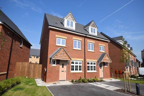 4 bedroom semi-detached house to rent, Reaseheath Way, Nantwich, Cheshire