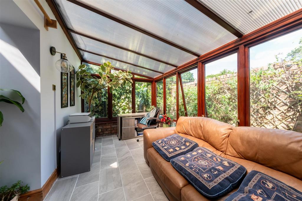 Grooms Cottage-009.jpg