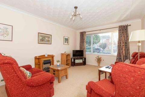 2 bedroom flat for sale, Ingleside Crescent, Lancing