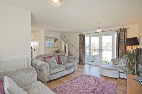 3 bedroom detached house for sale, Bolton Close, Silsden BD20