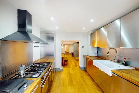 Apartment for sale, Caledonian Road, London