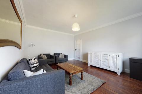 2 bedroom apartment to rent, Compton Road, London