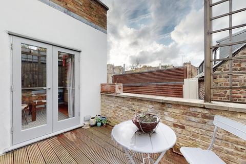 2 bedroom apartment for sale, Upper Street, London