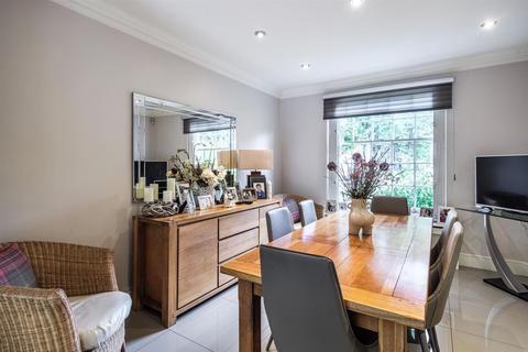 4 bedroom house for sale, Alwyne Square, London