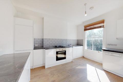 2 bedroom flat to rent, Lancaster Road, Finsbury Park