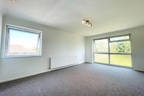 2 bedroom flat for sale, May Villa, Belgrave Avenue, Gidea Park.