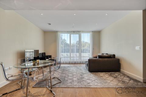 2 bedroom apartment for sale, Altissima House, London SW11