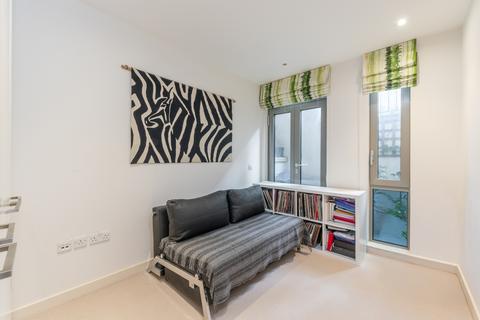 2 bedroom flat for sale, Trematon Building, 1 Trematon Walk, London