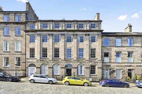 2 bedroom flat for sale, 12 2f, Drummond Place, Edinburgh, EH3 6PJ