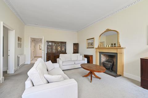 2 bedroom flat for sale, 12 2f, Drummond Place, Edinburgh, EH3 6PJ