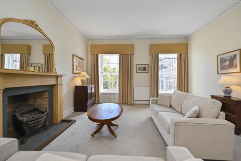 2 bedroom flat for sale, 12 2f, Drummond Place, Edinburgh, EH3 6PJ