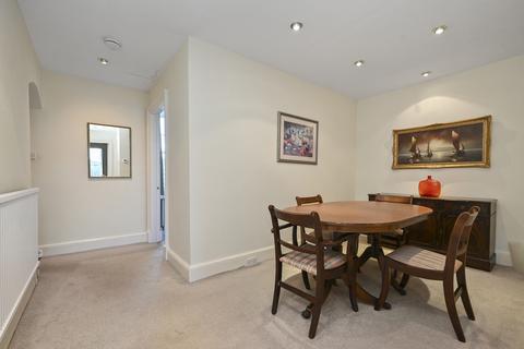 12/2 Drummond Place, Edinburgh, EH3 6PJ