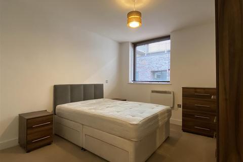 2 bedroom apartment to rent, The Cube, Advent Way, Manchester